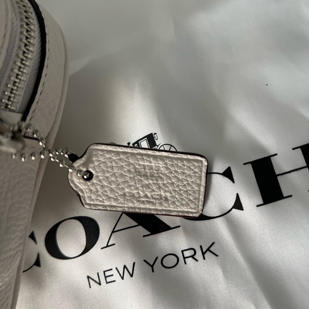 Star Wars X Coach Jes Crossbody With Glitter Motif - Picture 8 of 12